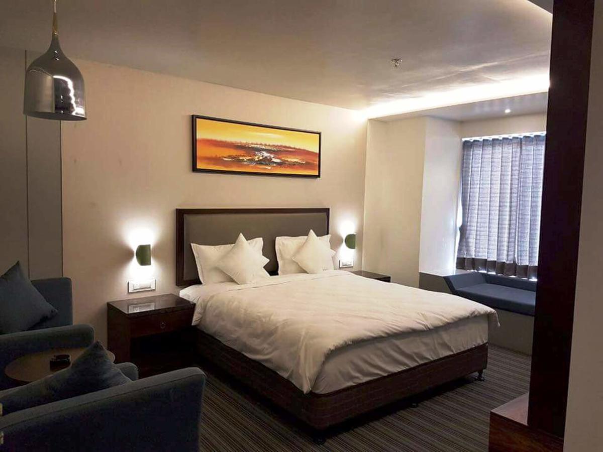 The Panchvati Hotel Rajkot Bagian luar foto