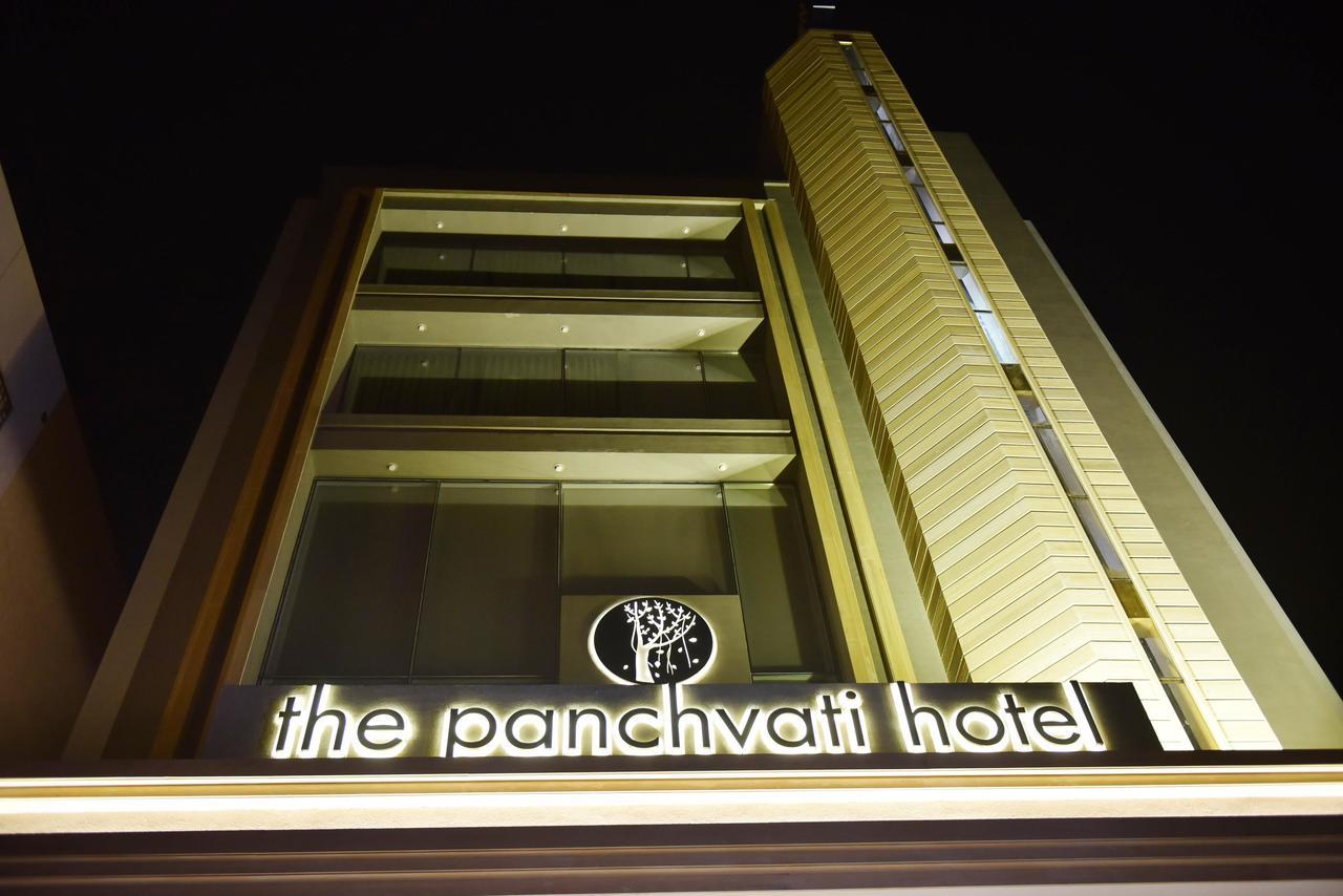 The Panchvati Hotel Rajkot Bagian luar foto